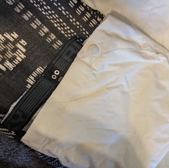 Roxy Ski / Snowboard Pants - Picture 3 of 7